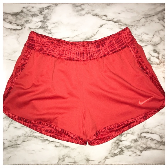 🎉HP🤗 Nike Reversible Workout Shorts - Picture 4 of 8